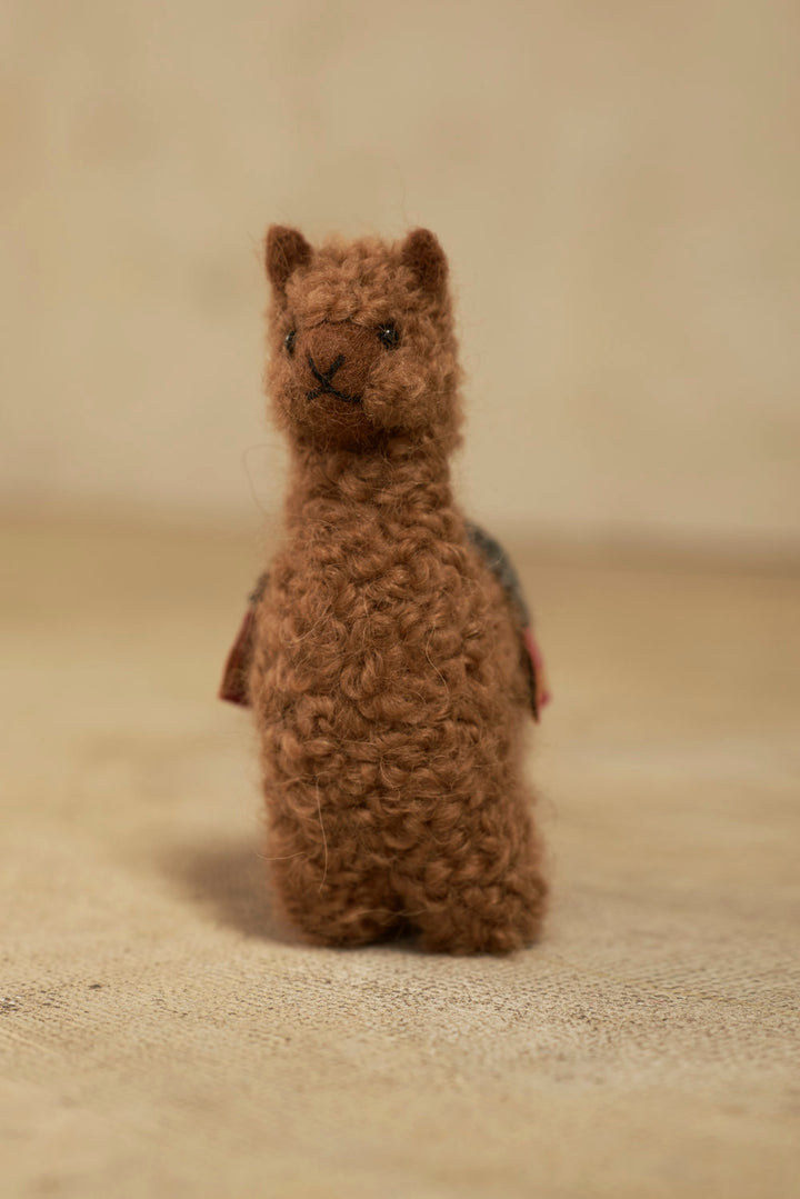 Medium Qoni Alpaca Toy