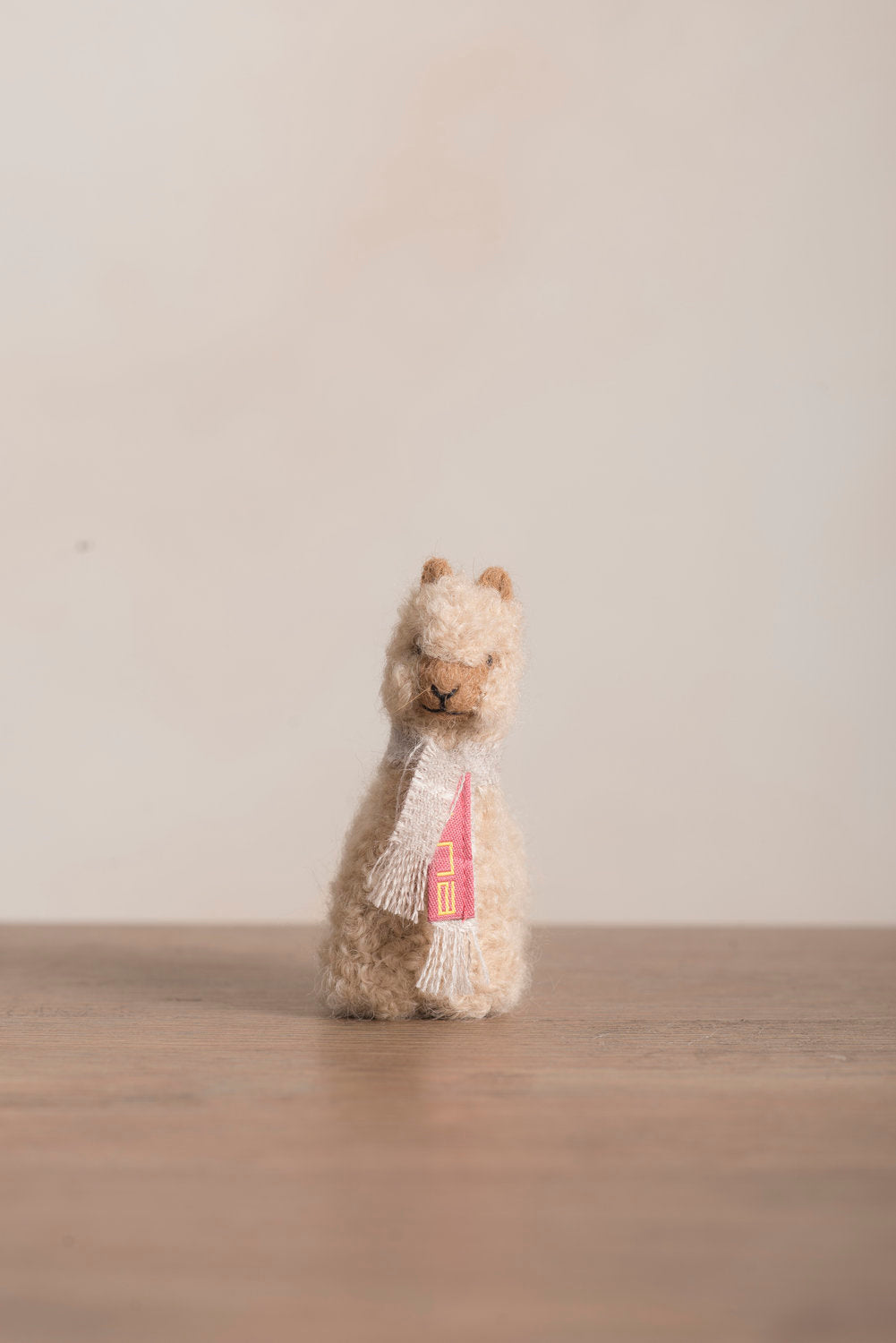 Small Qoni Alpaca Toy