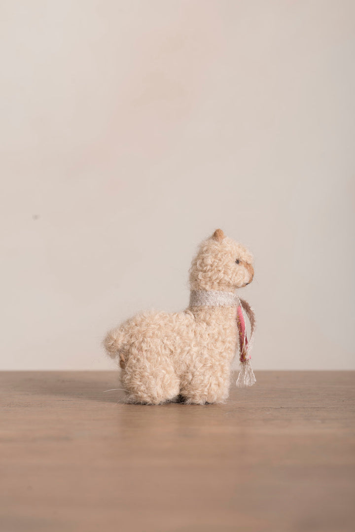 Small Qoni Alpaca Toy