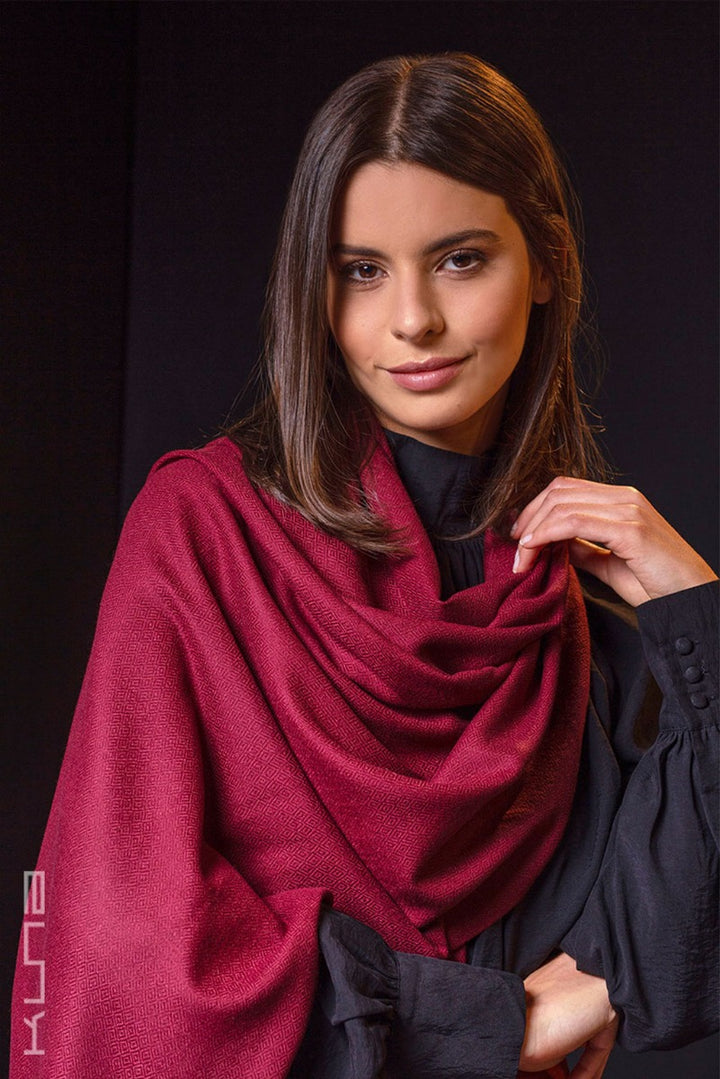 Bellinzona 100% Vicuna Shawl