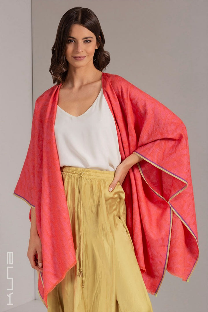 Umacollo Baby Alpaca & Silk Cape