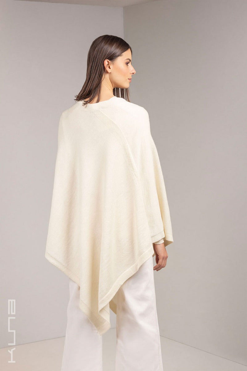 Almendra Baby Alpaca Poncho