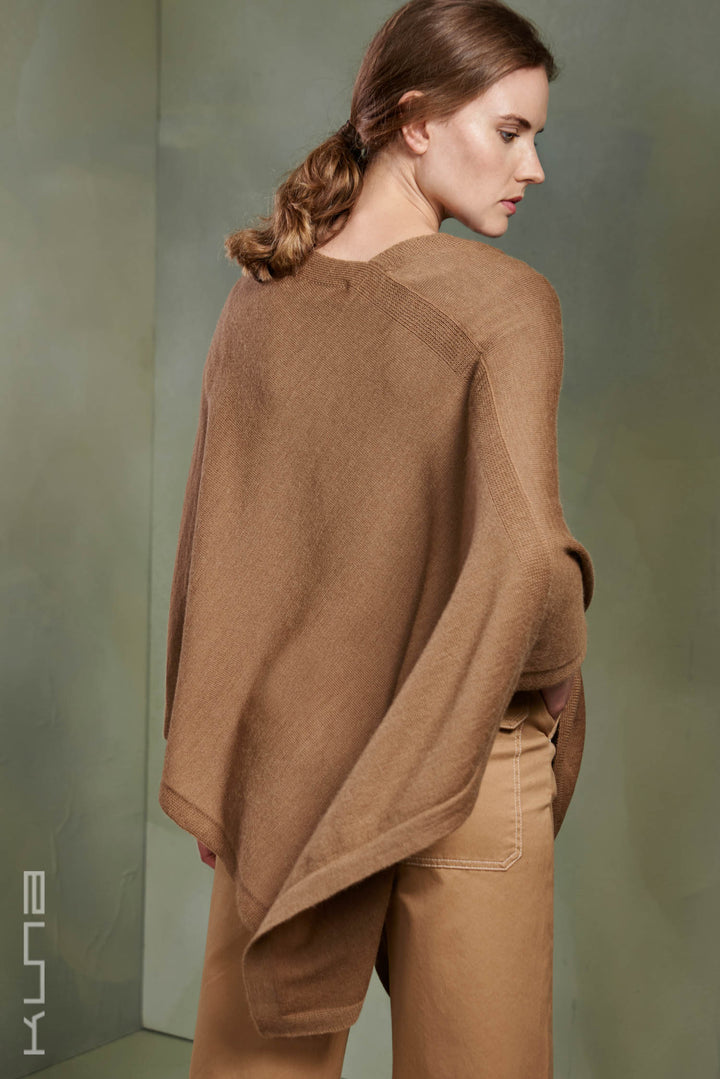 Almendra Baby Alpaca Poncho