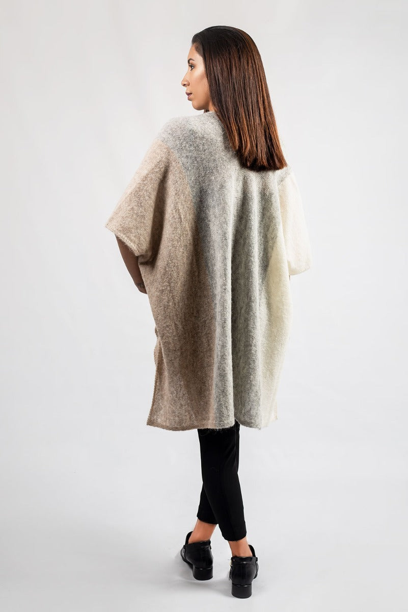 Calientame Alpaca Cape