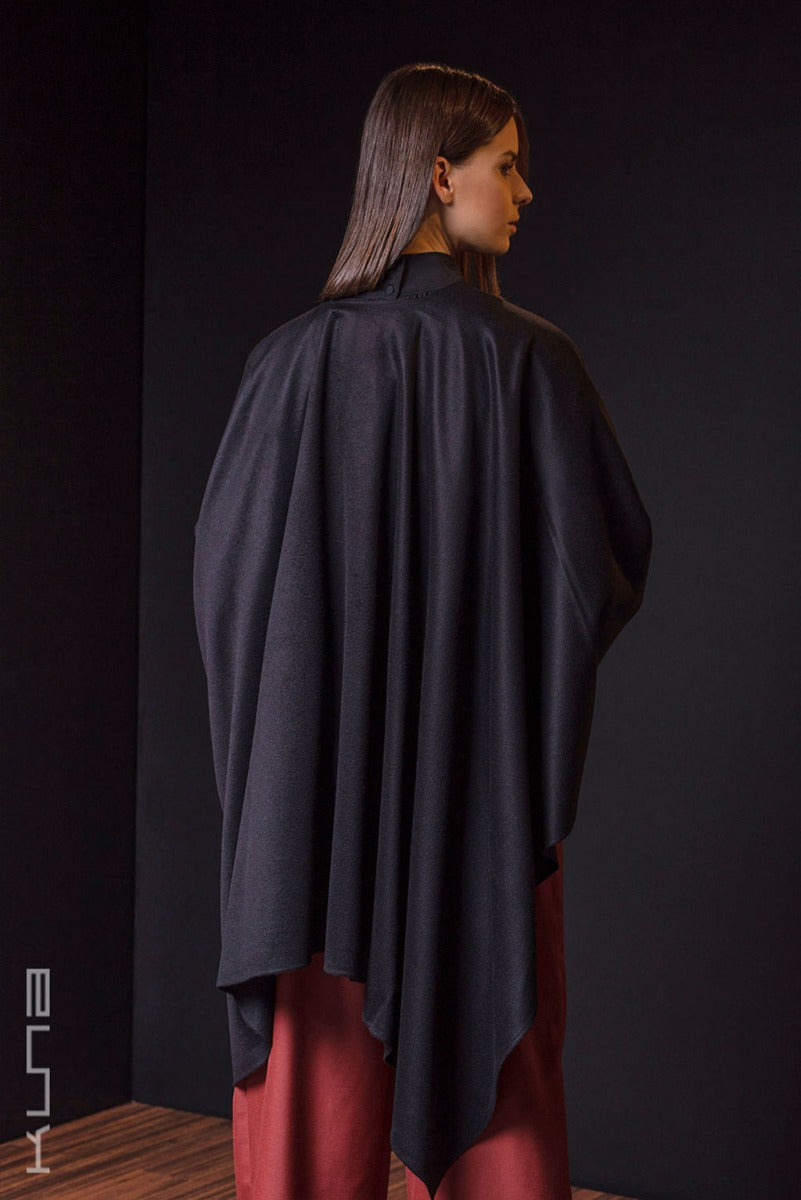 Betty 100% Vicuna Cape