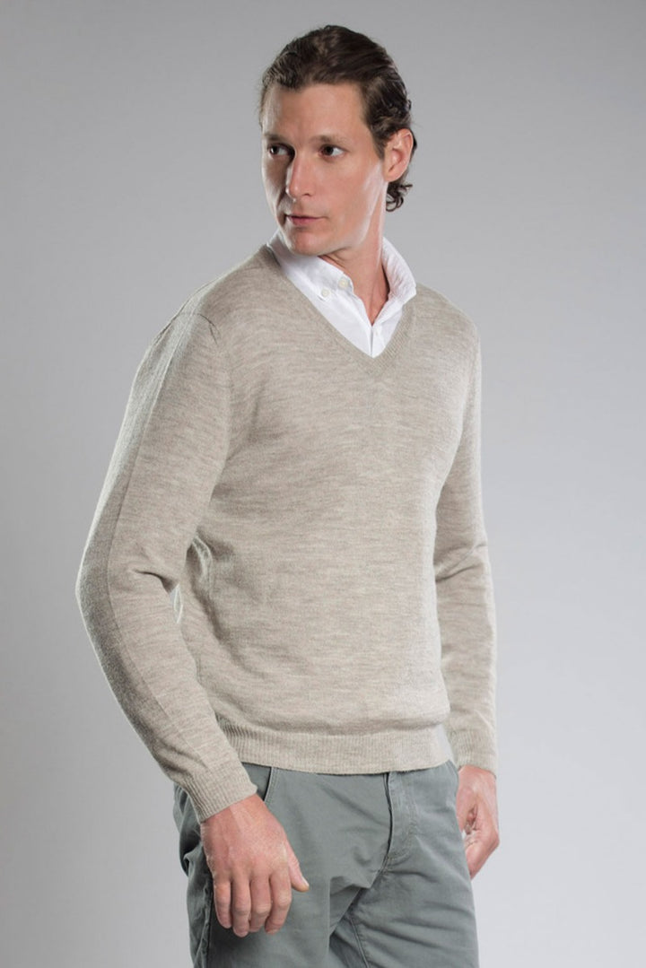 Odin V-Neck 100% CashLlama Sweater